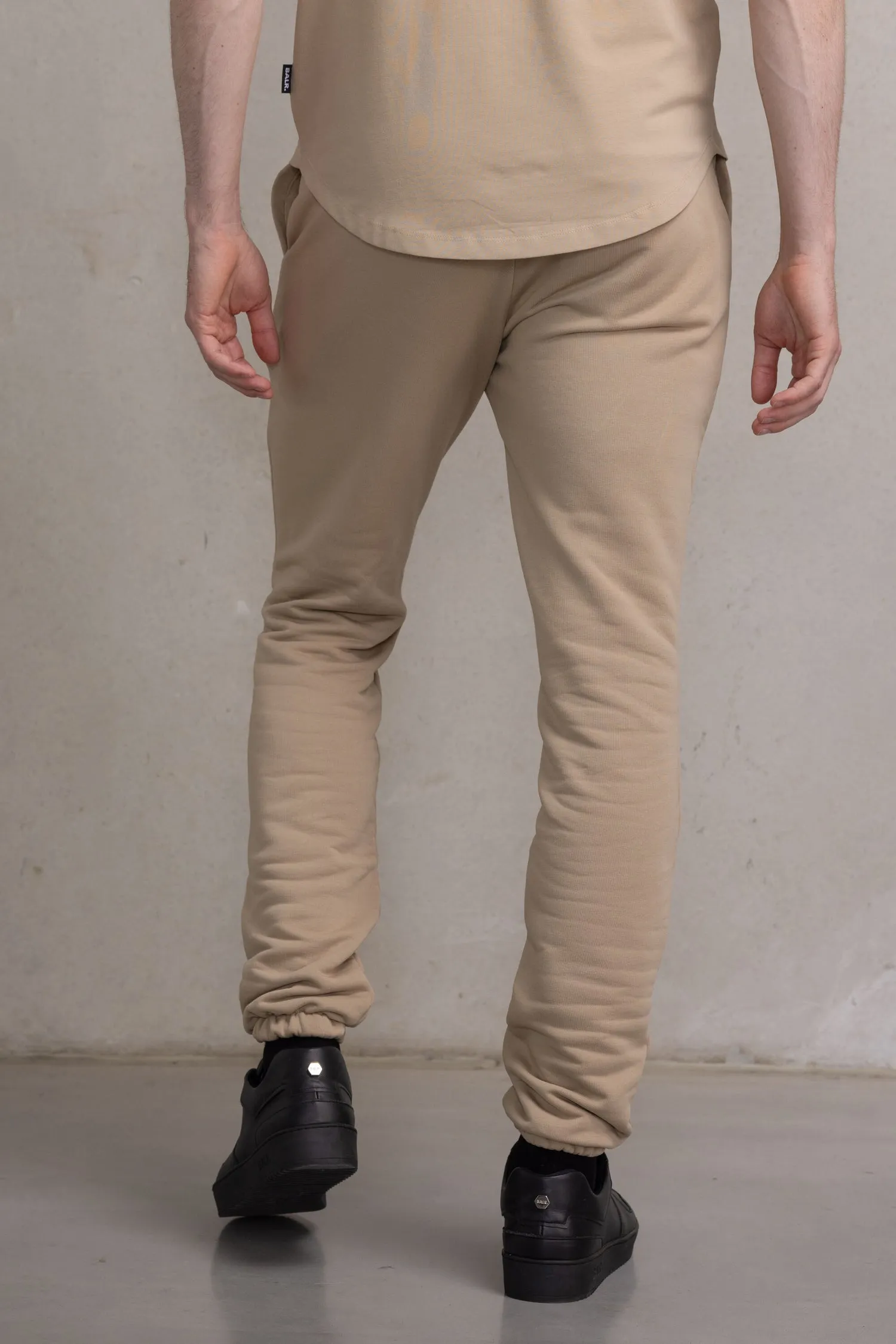 Regular Metal Brand Jogger