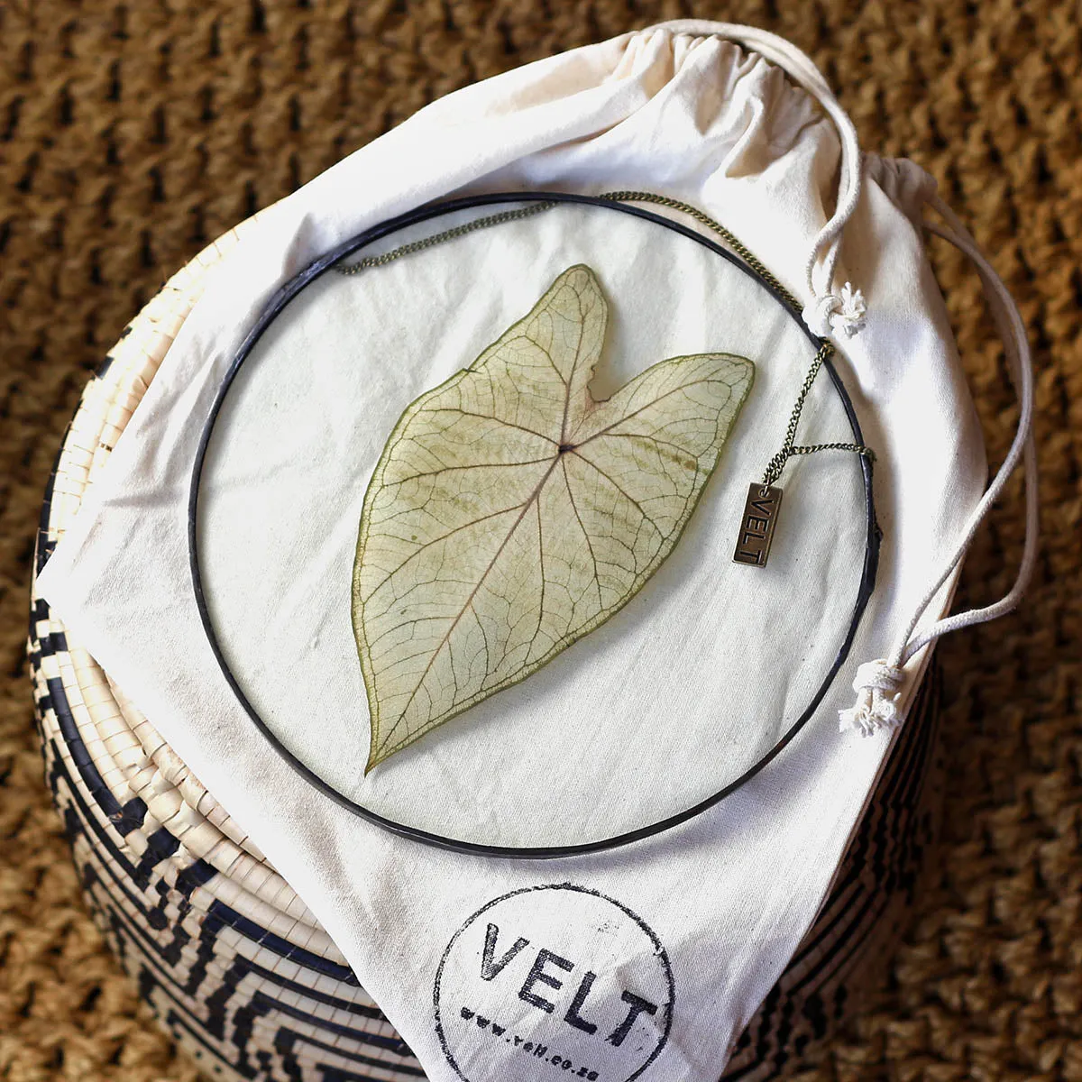 VELT Botanical Frame - Caladium