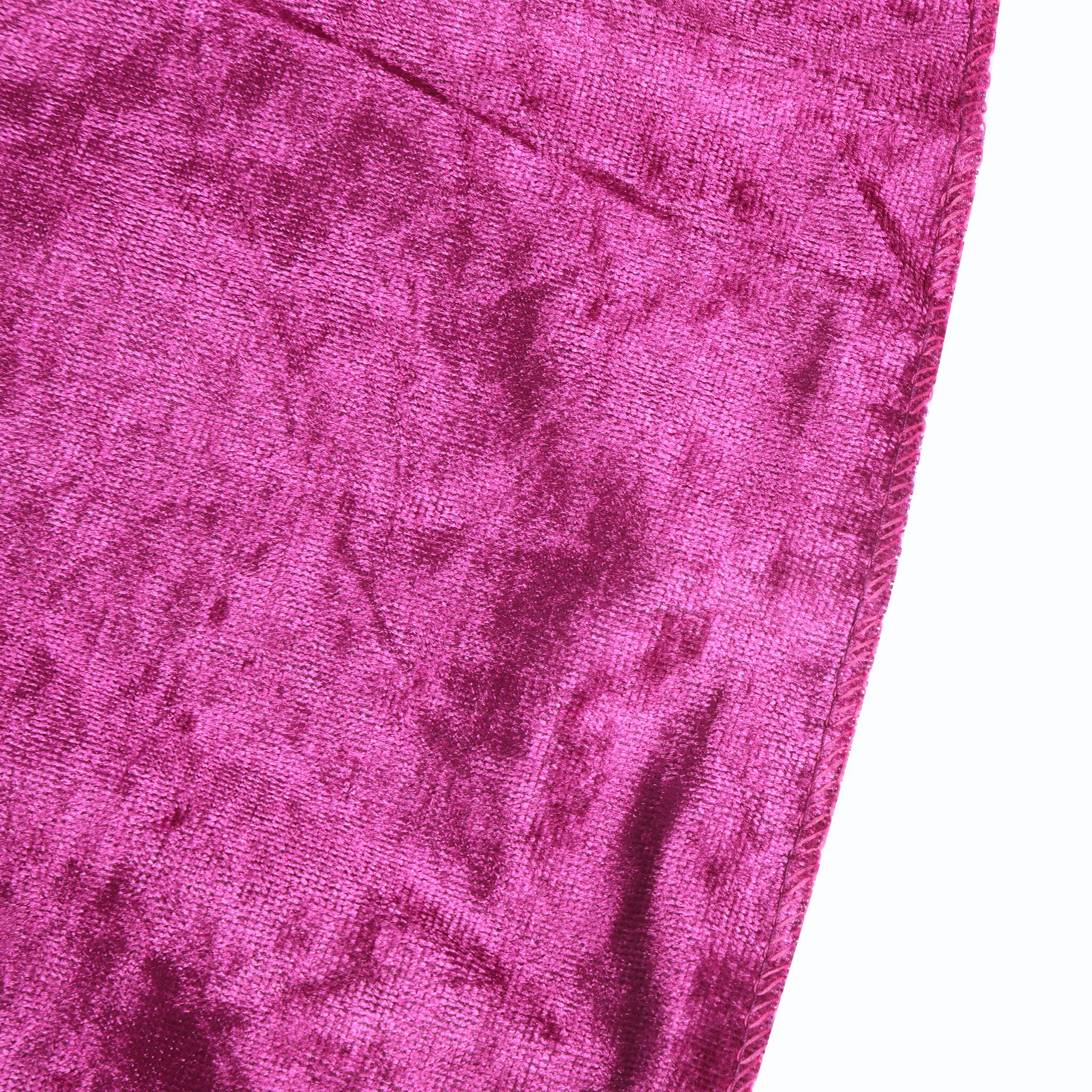 Velvet 132" Round Tablecloth - Magenta